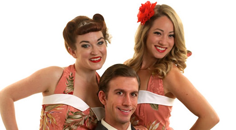 Touring group entertains veterans with '40s-style show