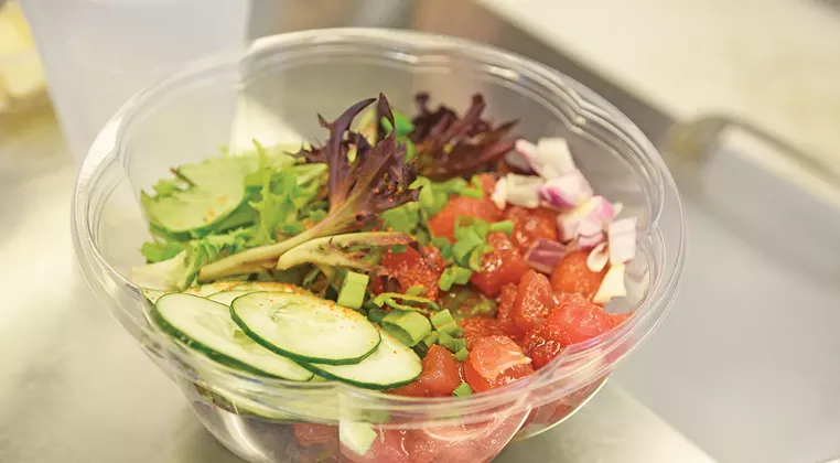 Image: Gazedibles: Resolute eating