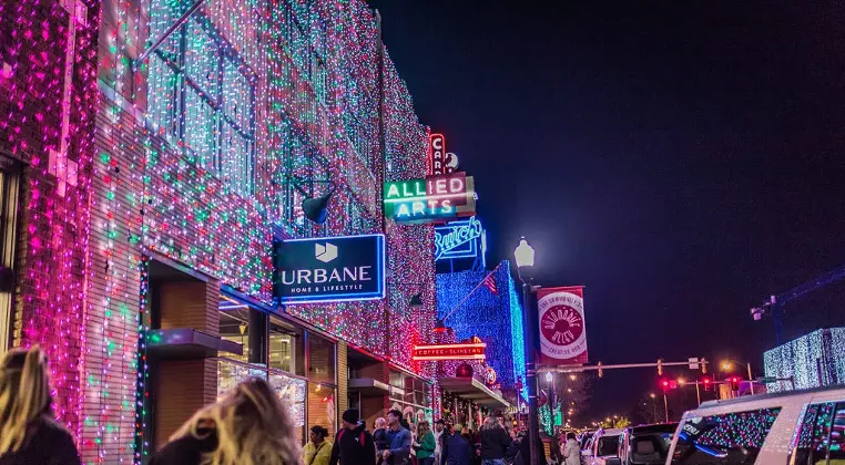 Image: Lights On Broadway