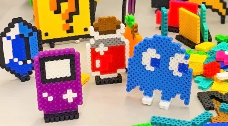 Image: Pixel Holiday